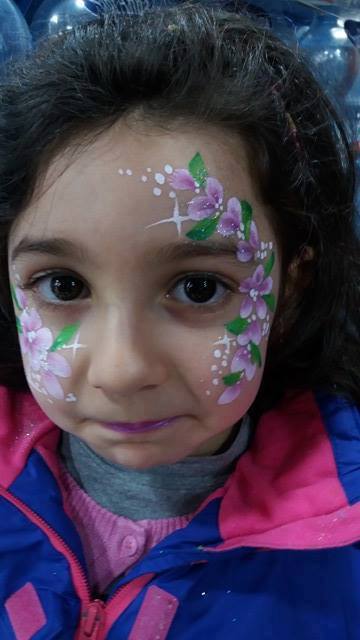 Truccabimbi e face painting alle feste di compleanno: come organizzare un  angolo trucco al party